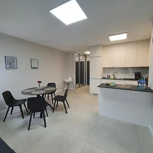  Apartament De Lux 45 Grabiszyńska Polska